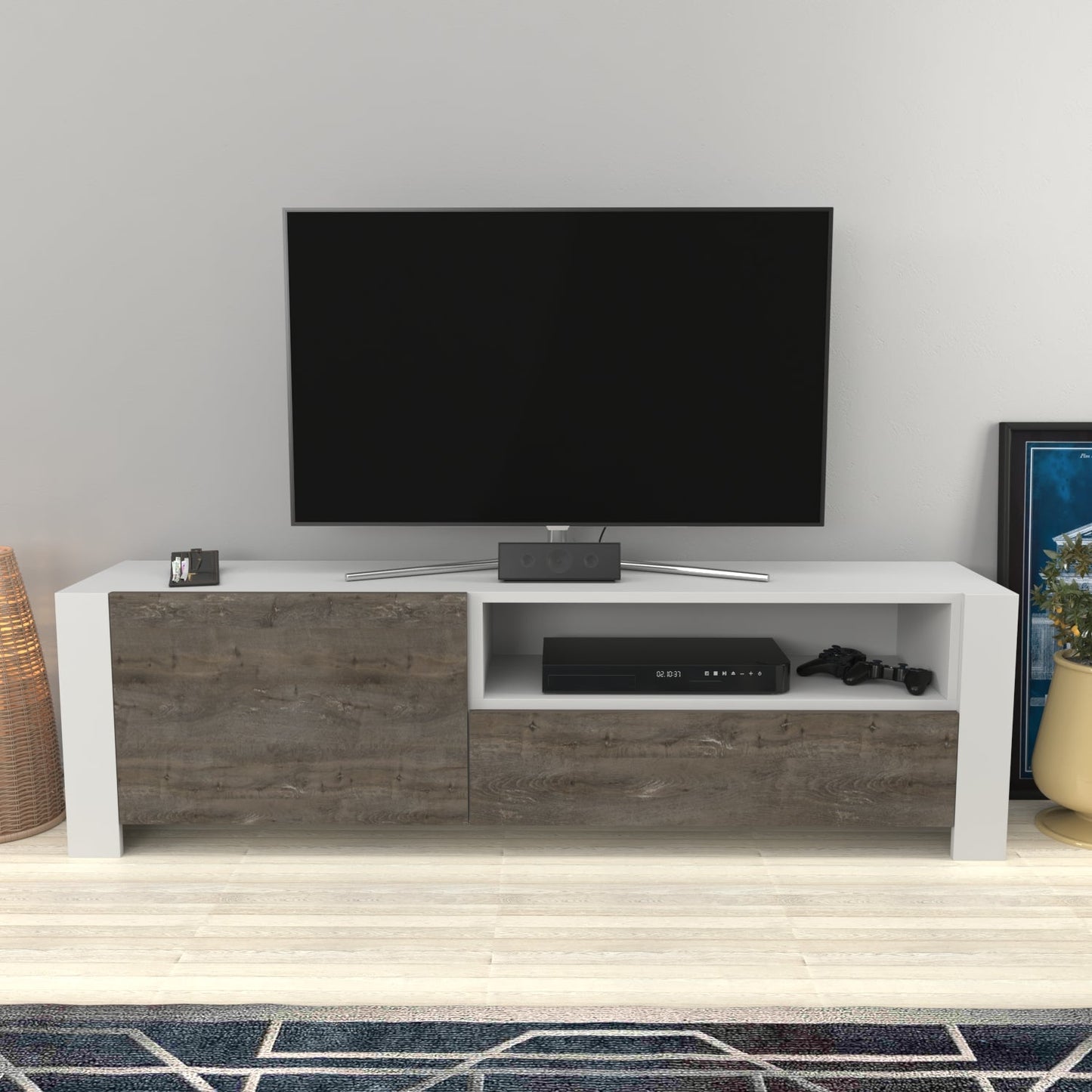 Piedmont Tv Stand